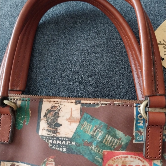 Patricia Nash NWT Coated Canvas Trapani Convertible Backpack - Picture 3 of 11